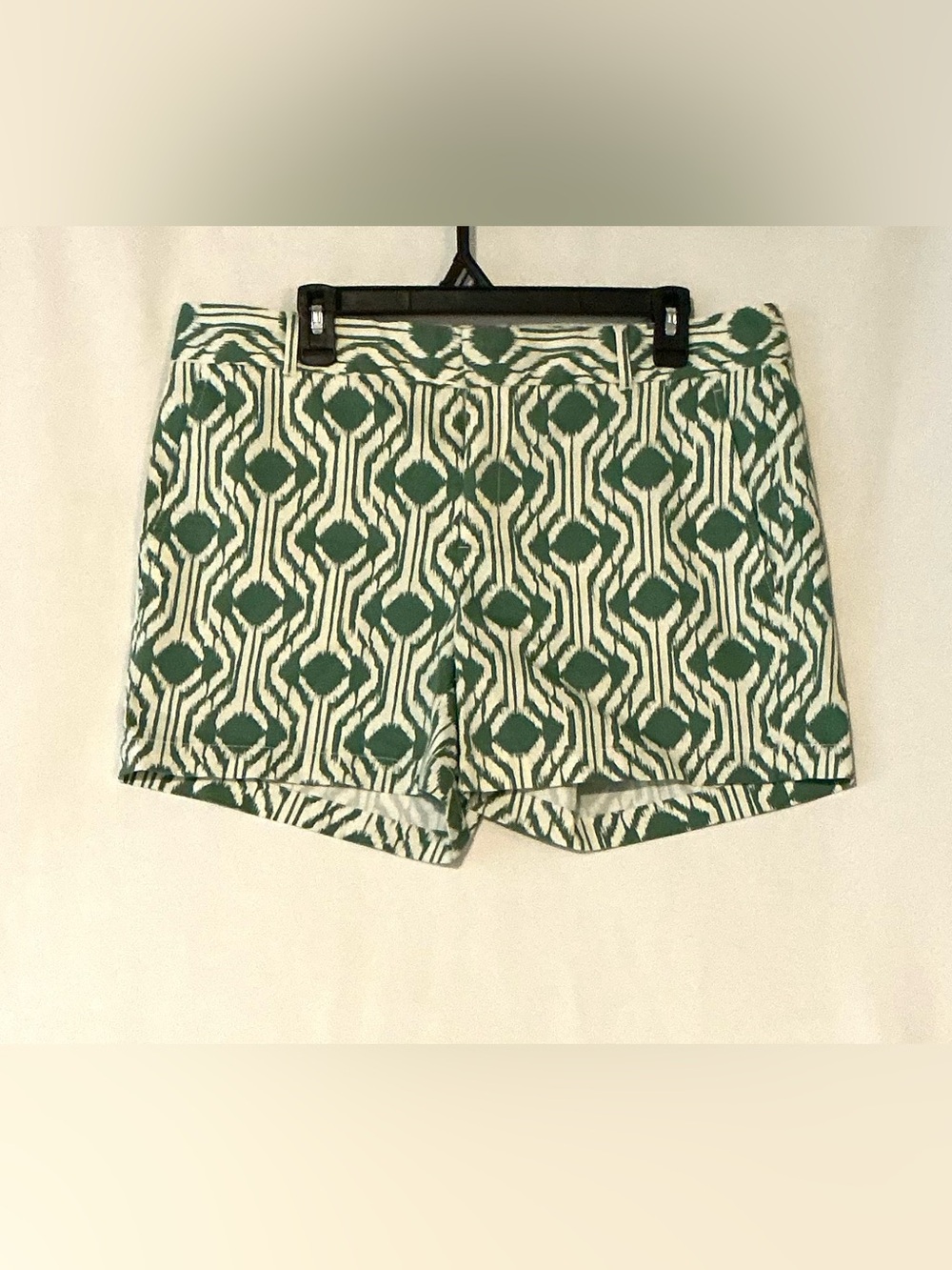 Vintage Banana Republic Women’s Chino Shorts Sz12 Green/Cream Ikat Stretch